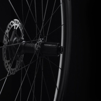 Komplet kół RYOT44 SET FCC (44MM) SP 24H/24H MBL DT240 EXP 2:1 DBCL 12MM TA (opona)