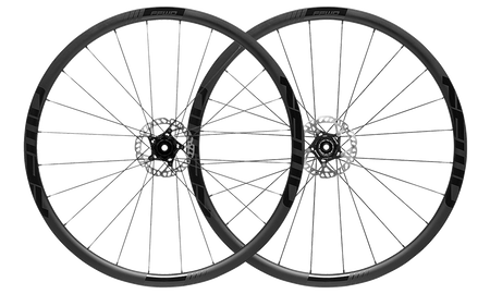 Komplet kół  aluminiowych OUTRIDE (30 MM) SP 24H/24H UD BLACK 1:1 DBCL 12MM TA (opona)