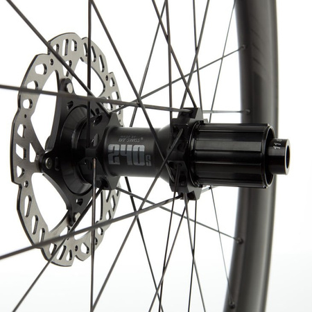 Komplet kół F6D FCC (60MM) SP 24H/24H UD MBL DT240 2:1 DBCL 12MM TA SRAM (opona)