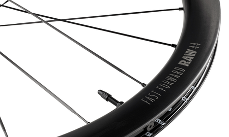 Komplet kół RAW MATT 44/55 COMBO 21H/21H FFWD/CERAMICSPEED 2:1 DBCL 12MM TA