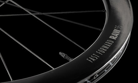 Komplet kół RAW GLOSSY SET FCC (55MM) 21H/21H FFWD/CERAMICSPEED 2:1 DBCL 12MM TA