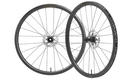 Komplet kół RYOT33 SET FCC (33MM) SP 24H/24H FFWD N/GAGE 2:1 12MM TA (opona)